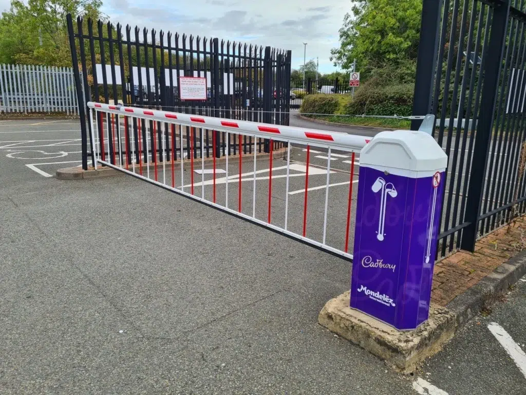 PF6000 LUX automatic rising arm barrier at Cadbury's warehouse.