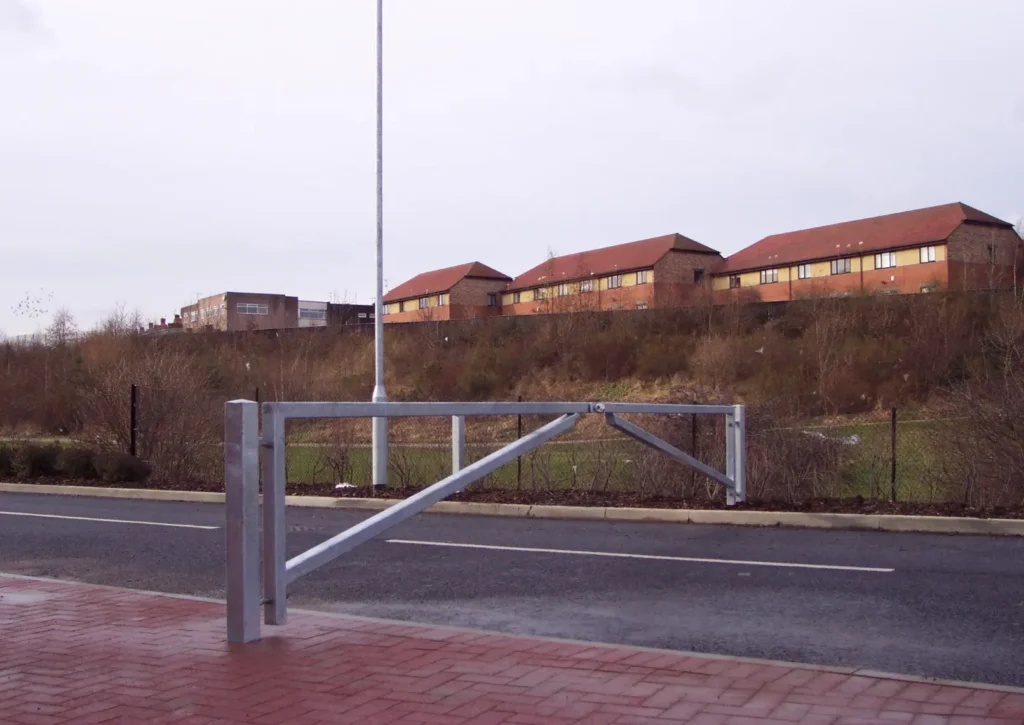 manual swinging gate.